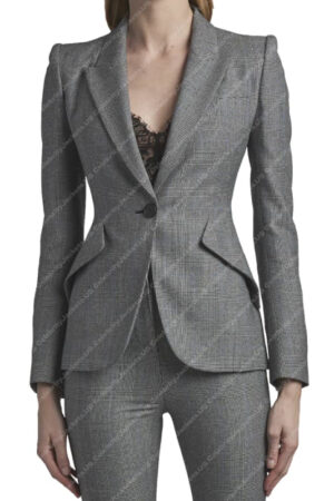 Yellowstone Season 5 Beth Dutton Grey Blazer