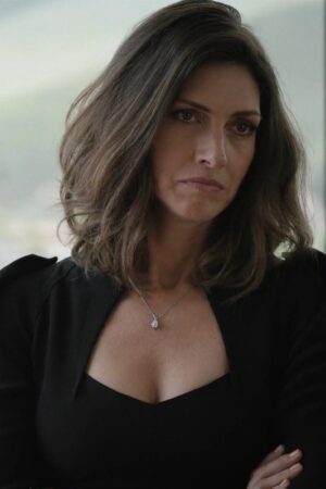 Wendy Moniz Yellowstone Season 5 Black Blazer