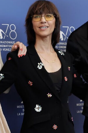 Mona Lisa and the Blood Moon Ana Lily Amirpour Black Blazer
