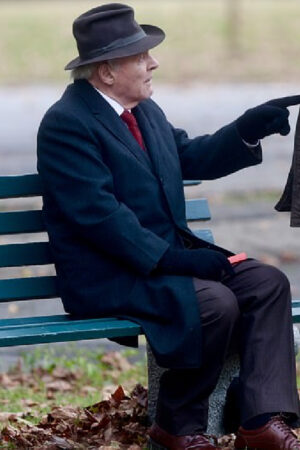 Grandpa Aaron Rabinowitz Armageddon Time Anthony Hopkins Grey Long Coat