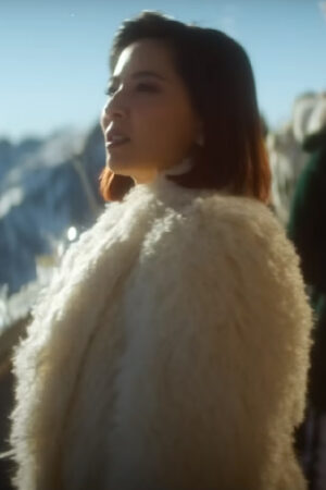 Heart of Stone Jing Lusi White Fur Long Coat