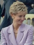 Princess Diana The Crown S05 Purple Coat