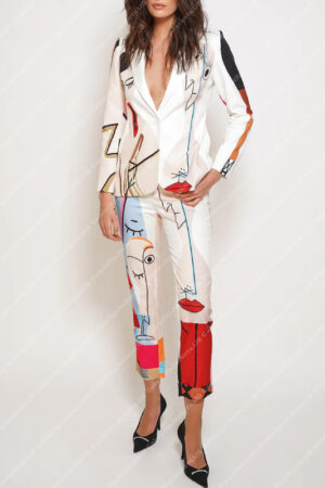 Selling Sunset Season 06 Mary Fitzgerald White Printed Blazer Suit