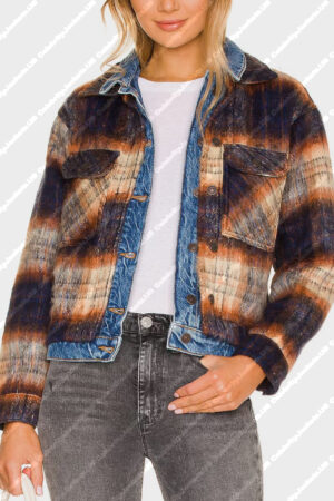 Maitreyi Ramakrishnan Never Have I Ever Season 04 Devi Vishwakumar Plaid Jacket