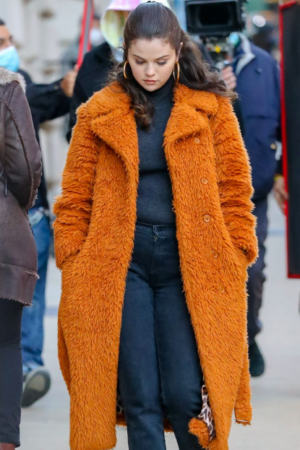 Mabel Mora Only Murders In The Building S01 Selena Gomez Brown Fur Coat