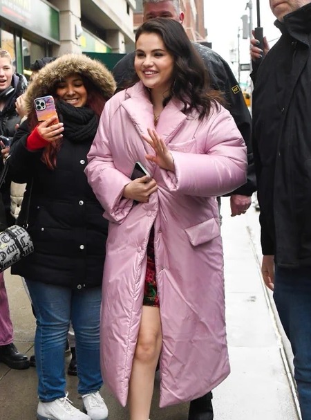 Only Murders In The Building Season 3 Selena Gomez Pink Coat Only Murders In The Building Season 3 Selena Gomez Pink Coat