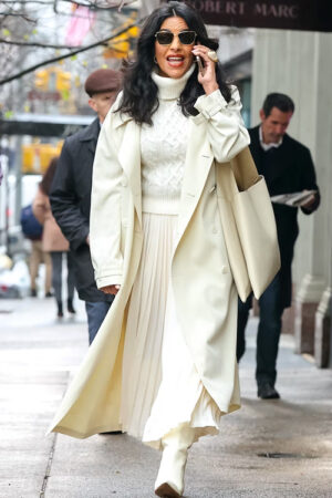 Seema Patel And Just Like That S02 Sarita Choudhury White Coat.