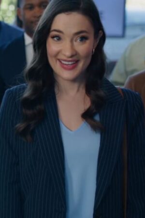 Vivi-Film-Make-Me-A-Match-2023-Eva-Bourne-Striped-Blue-Suit-560x700