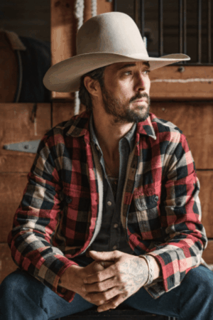 yellowstone-season-3-ryan-bingham-walker-red-plaid-jacket