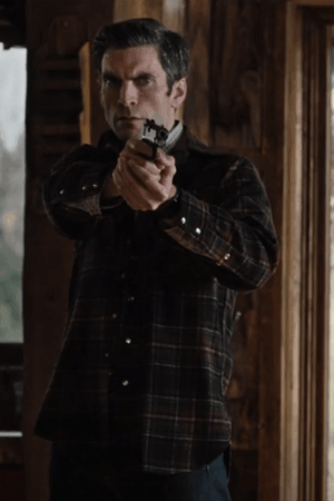 yellowstone-season-4-jamie-dutton-check-jacket