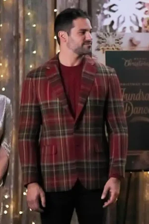 Max #xmas Brant Daugherty Plaid Blazer.
