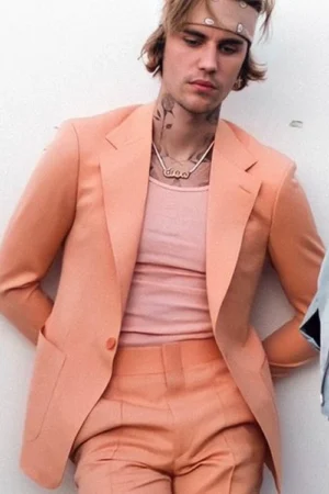 Music Video Peaches Justin Bieber Rocks Fitted Suit