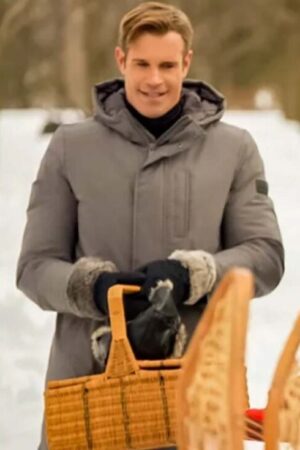 A Royal Christmas Crush 2023 Stephen Huszar Puffer Hooded Coat