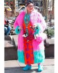 Flora Film Genie 2023 Melissa Mccarthy Pink And Turquoise Fur Coat