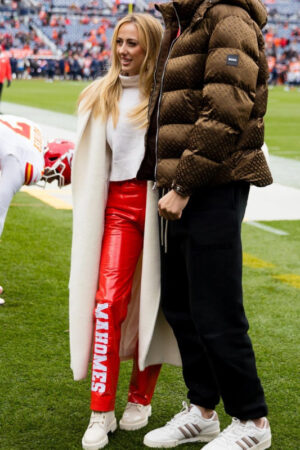 Chiefs-Ravens-Brittany-Mahomes-AFC-Championship-White-Coat