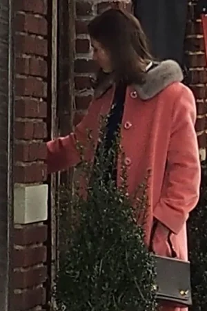 Eileen 2023 Thomasin Mckenzie Coat.