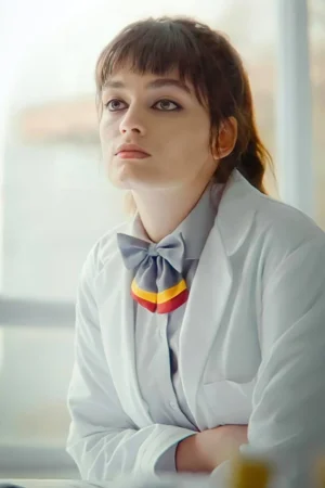 Emma Mackey Sex Education Maeve Wiley Season 3 Episode 8 White Lab Coat