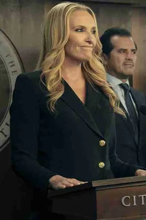 Toni Collette The Power S01 Margot Cleary Lopez Black Blazer