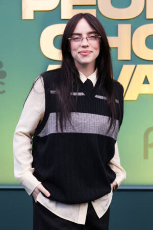 People’s Choice Awards Billie Eilish Black Sweater