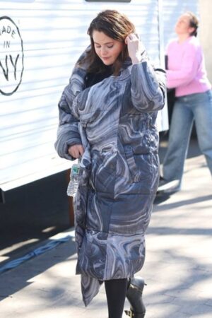 Only Murders In The Building S04 Selena Gomez Marble Print Puffer Coat.