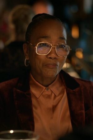 Will-Trent-Sonja-Sohn-Velvet-Blazer-510x680