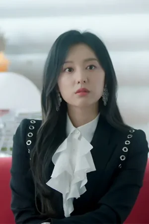 Hong Hae-in 2024 Tv Series Queen Of Tears Kim Ji-won Black Blazer.