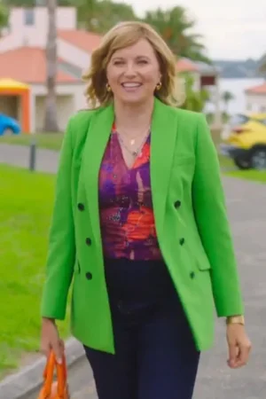 Alexa Crowe My Life Is Murder S03 Lucy Lawless Green Blazer.