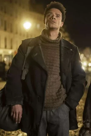 Louis De Pointe Du Lac Interview With The Vampire S02 Jacob Anderson Black Peacoat