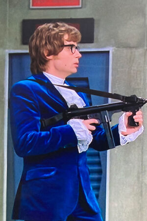 mike-myers-austin-power-blue-suit