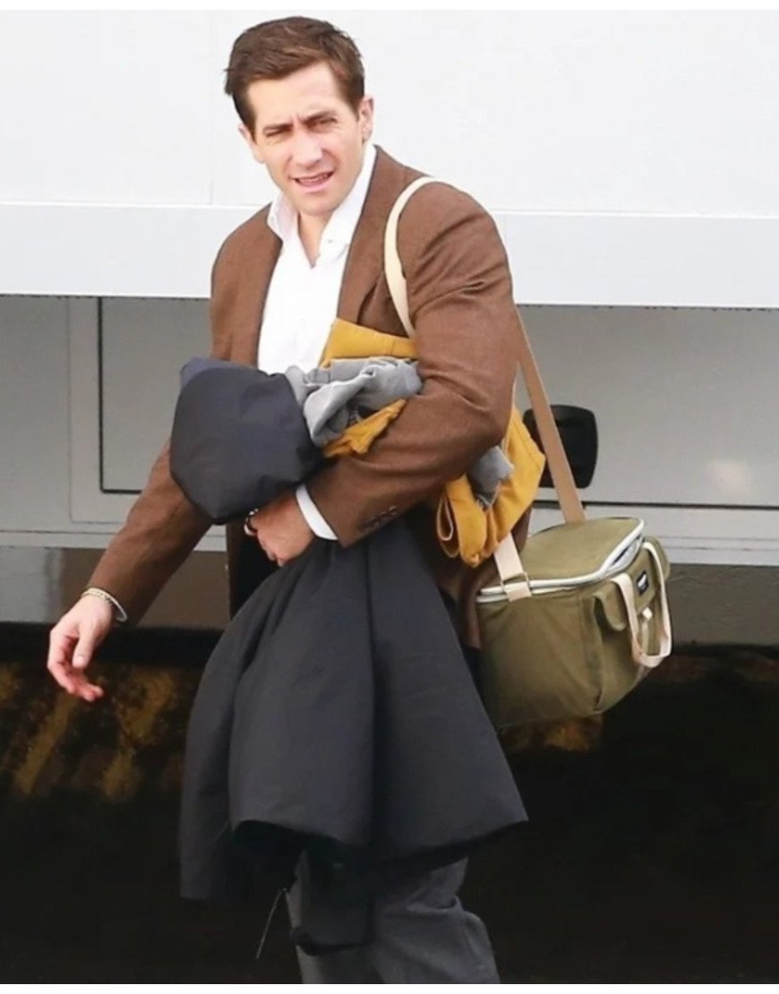 Rusty Sabich Tv Series Presumed Innocent 2024 Jake Gyllenhaal Brown Coat.