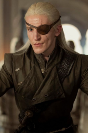 Ewan Mitchell Tv Series House Of The Dragon Prince Aemond Targaryen Green Trench Coat