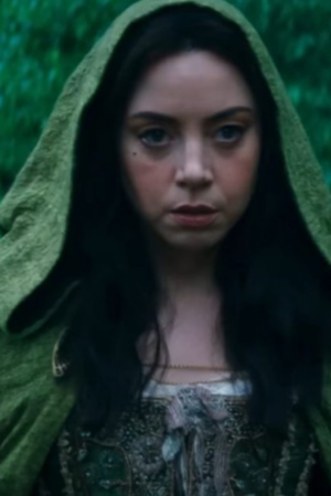Rio Vidal Agatha All Along 2024 Aubrey Plaza Green Cape Coat