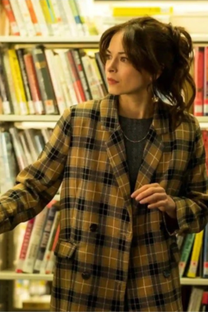 Cassandra Lee Tv Series Murder In A Small Town 2024 Kristin Kreuk Plaid Coat
