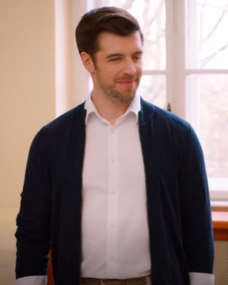 Joe Fisher Love On The Danube Royal Getaway 2024 Dan Jeannotte Blue Cardigan Joe Fisher Love On The Danube Royal Getaway 2024 Dan Jeannotte Blue Cardigan
