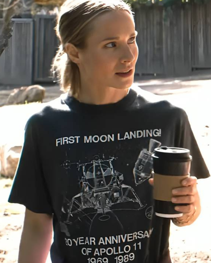 Nobody Wants This Kristen Bell Black Printer T-shirt Nobody Wants This Kristen Bell Black Printer T-shirt