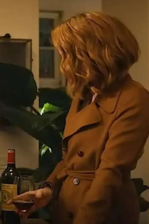 Kate Beckinsale Canary Black 2024 Brown Coat