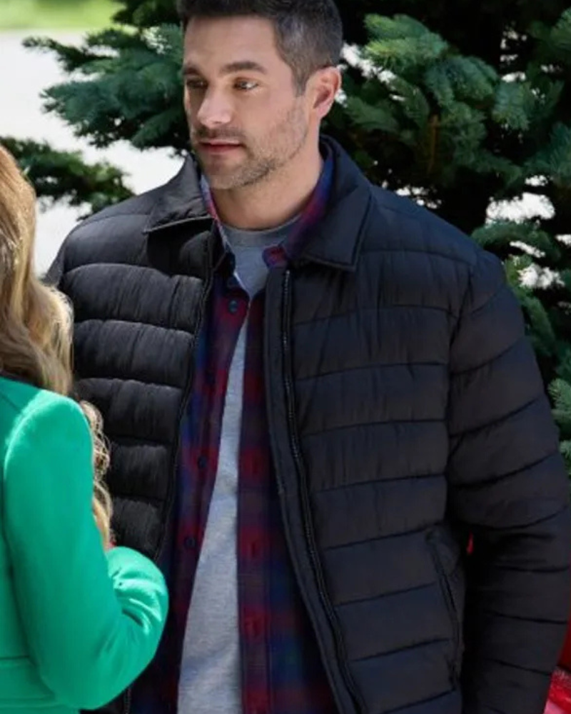 Max Trivia At St. Nick’s 2024 Brant Daugherty Black Puffer Quilted Jacket Max Trivia At St. Nick’s 2024 Brant Daugherty Black Puffer Quilted Jacket