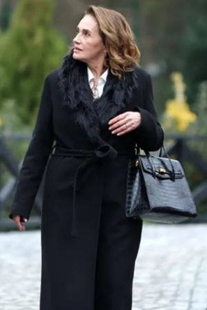 Nur Sürer The Family Tv Series Hülya Soykan Black Shearling Wool Long Coat