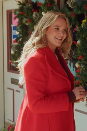 Alana Film Holiday Touchdown A Chiefs Love Story Hunter King Red Coat
