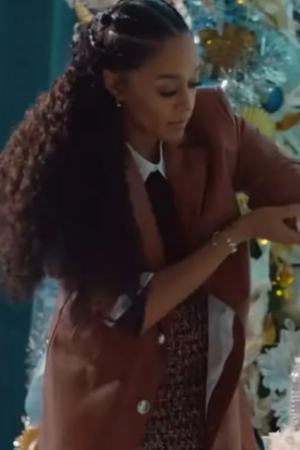 Sienna A Very Merry Beauty Salon 2024 Tia Mowry Leather Coat