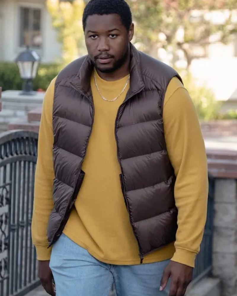 Luke Tennie Shrinking Tv Series S02 Sean Brown Puffer Vest Luke Tennie Shrinking Tv Series S02 Sean Brown Puffer Vest