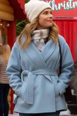 Single on the 25th Lyndsy Fonseca Blue Coat