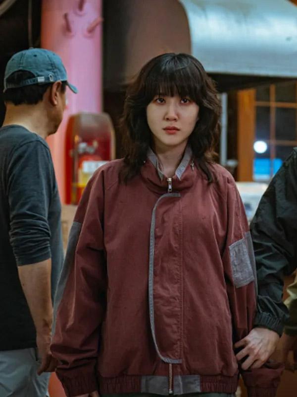 Park Eun-bin Hyper Knife Red Jacket Park Eun-bin Hyper Knife Red Jacket