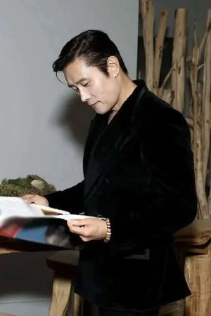 Lee Byung-hun No Other Choice Velvet Blazer